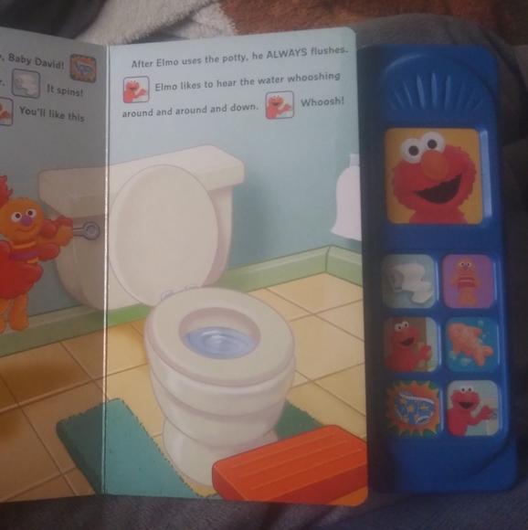 POTTY TIME WITH ELMO" POTTY TRAINING BOOK WITH SOUND - Picture 10 of 16